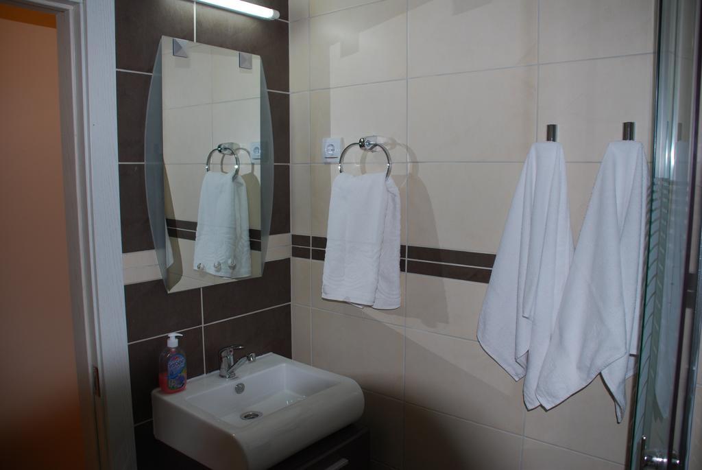 Chanovi Apartments โอครีด ห้อง รูปภาพ