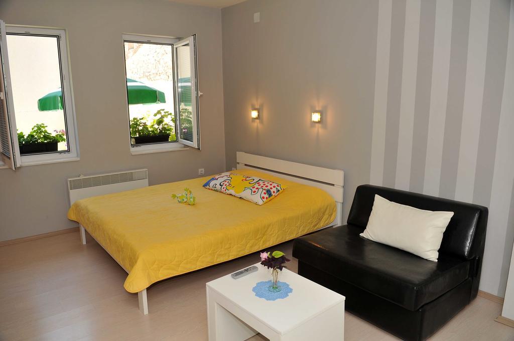Chanovi Apartments โอครีด ห้อง รูปภาพ
